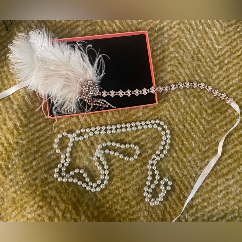 💫 Blush and Rose Gold Flapper Headdress and Long Pearl Necklace💫